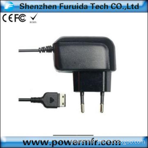 Portable usb multi mobile phone charger